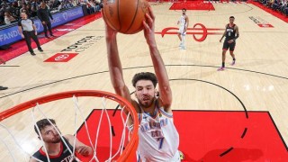 必赢体育-亚历山大盛赞切特：他毫无疑问是全明星球员