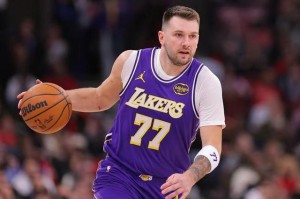 必赢官网-NBA｜东契奇赛季第八次单场40+，詹姆斯半场20+成41岁首人